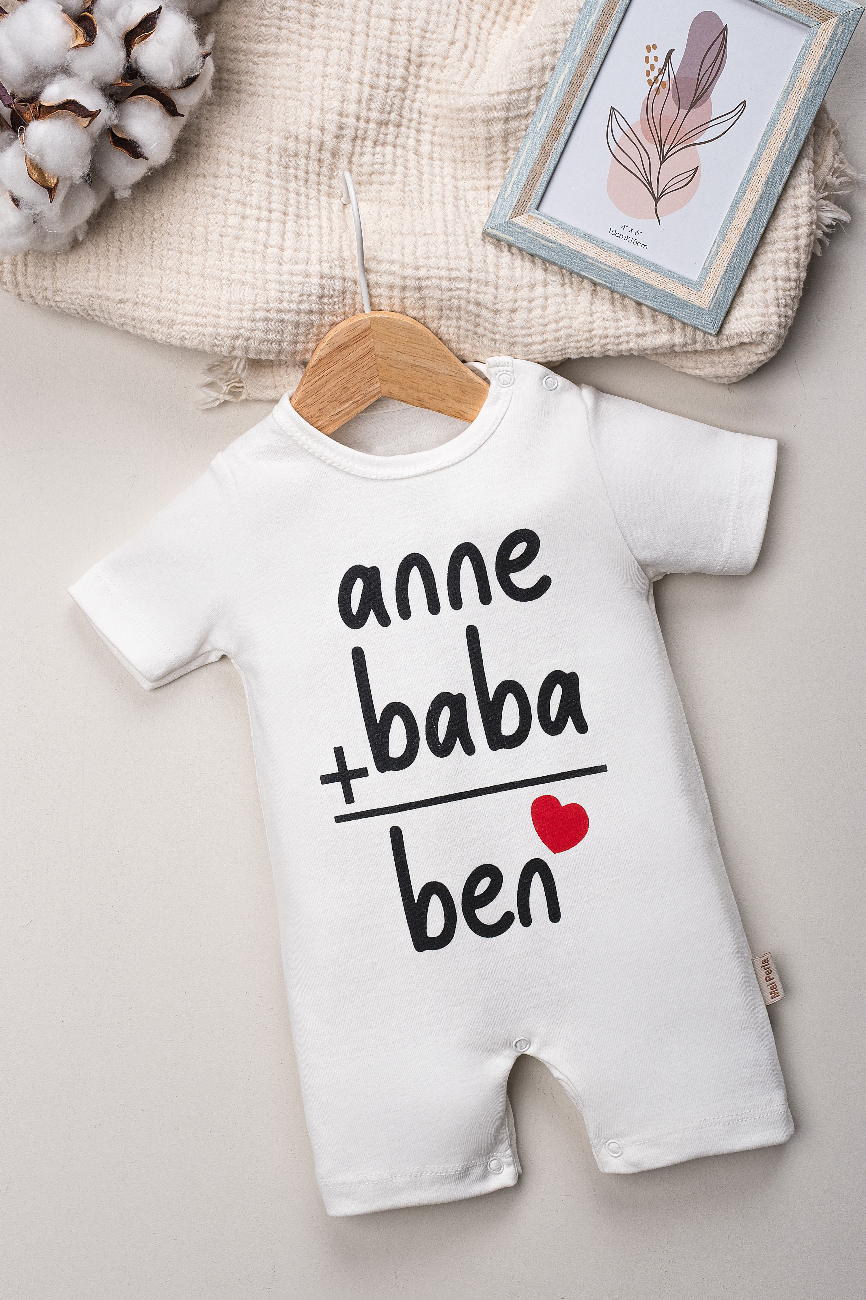 Unisex Organik Beyaz Anne Baba Baskılı Yandan Çıt Çıtlı 0-12 Ay Bebek Tulum