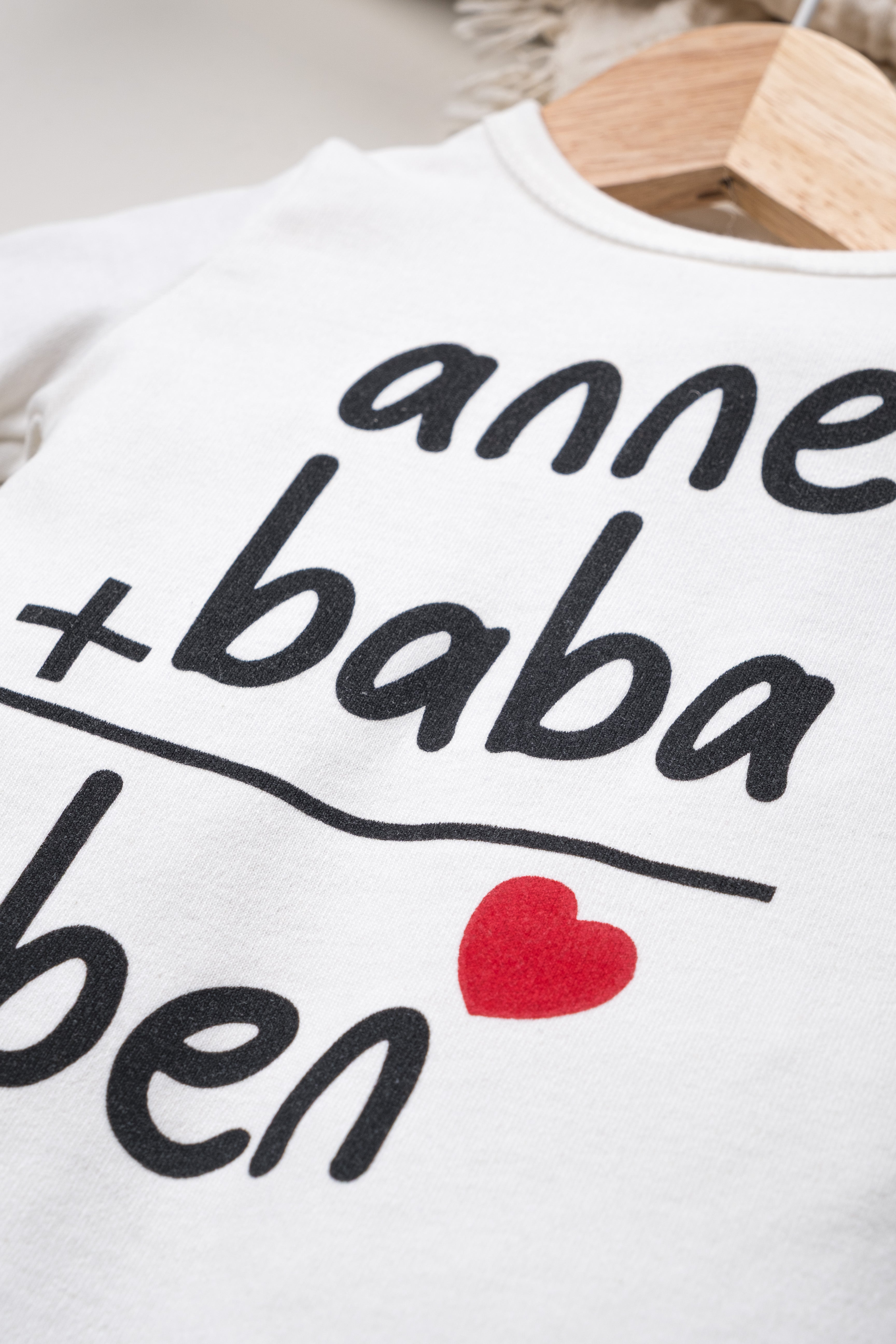 Unisex Organik Beyaz Anne Baba Baskılı Yandan Çıt Çıtlı 0-12 Ay Bebek Tulum