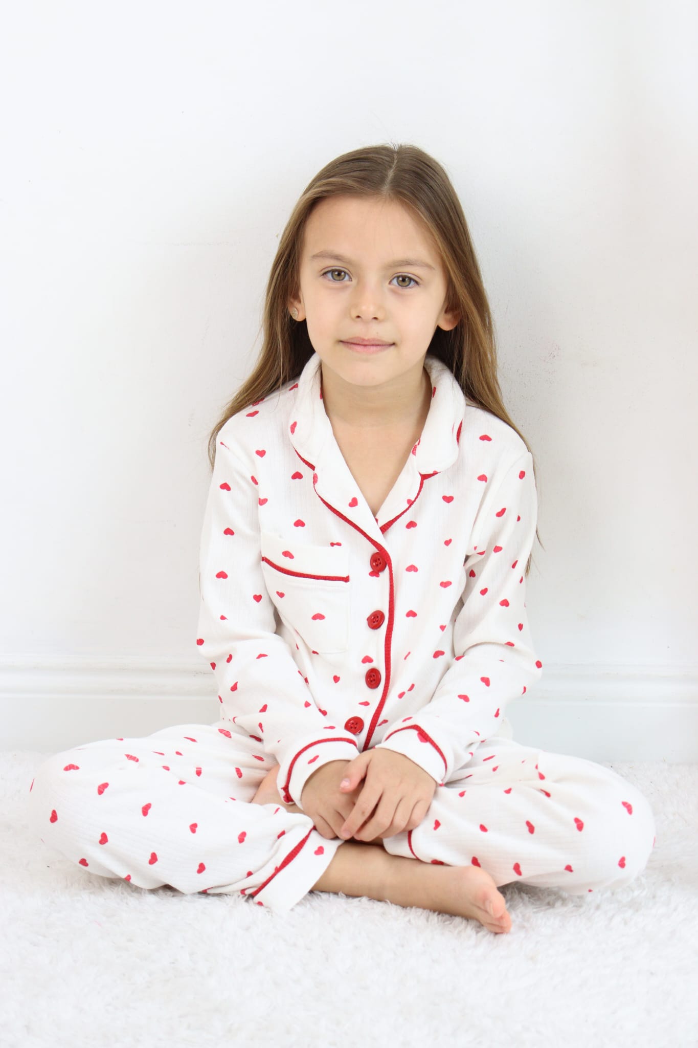 Kız Çocuk Pijama Takımı Pamuklu Kalp Desenli Uzun Kollu ve Nefes Alan Rahat Model 5-13 Yaş
