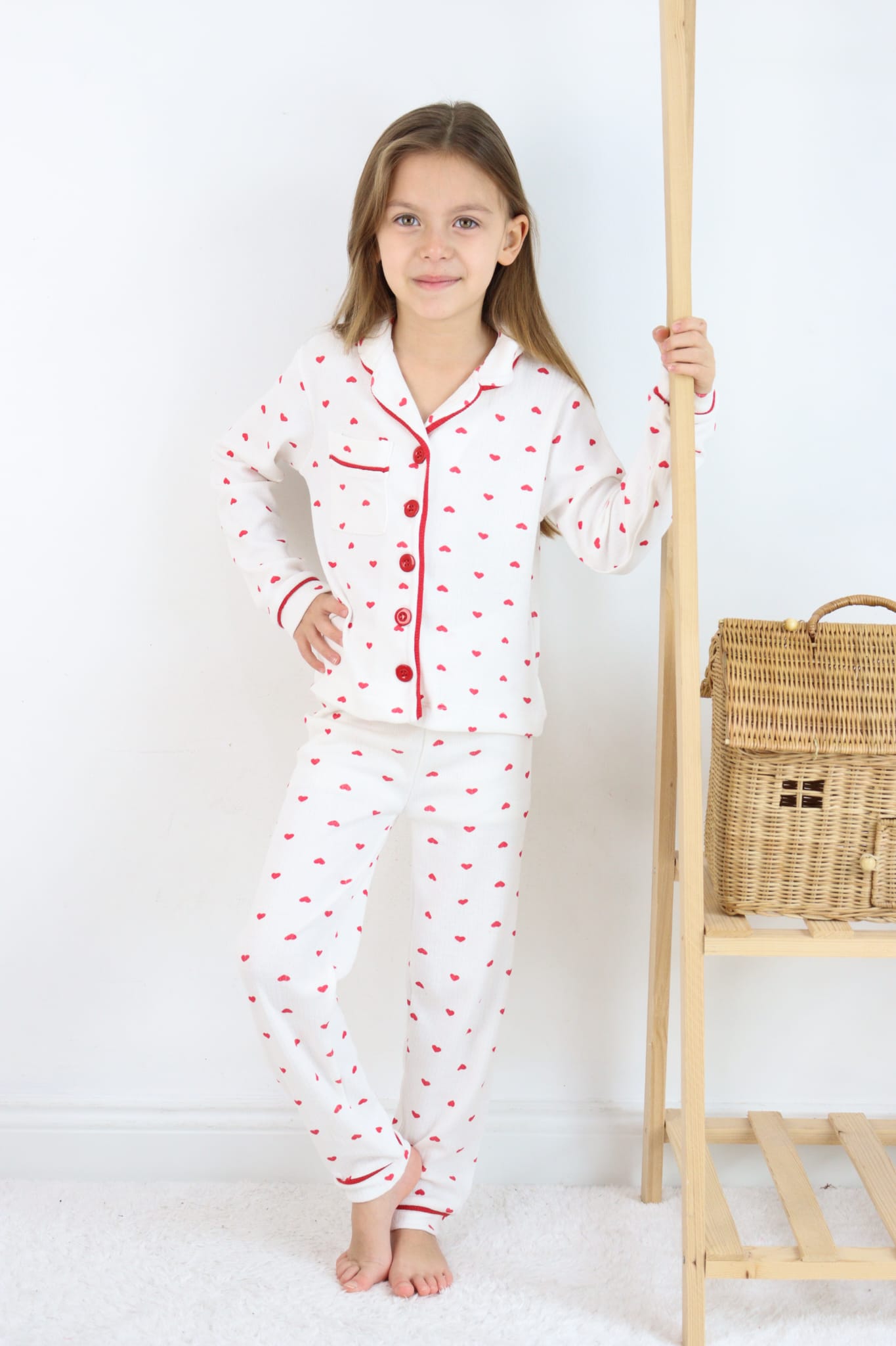 Kız Çocuk Pijama Takımı Pamuklu Kalp Desenli Uzun Kollu ve Nefes Alan Rahat Model 5-13 Yaş