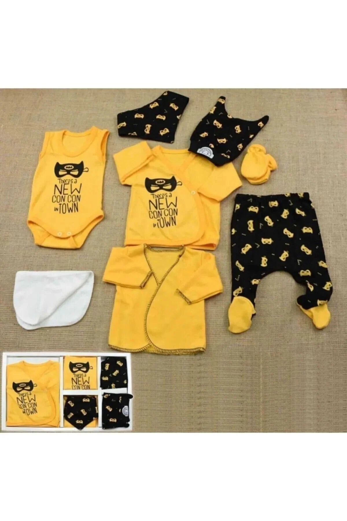 Hastane Çıkış Seti Batman Desenli 8’li Kutulu Erkek Bebek Yeni Doğan