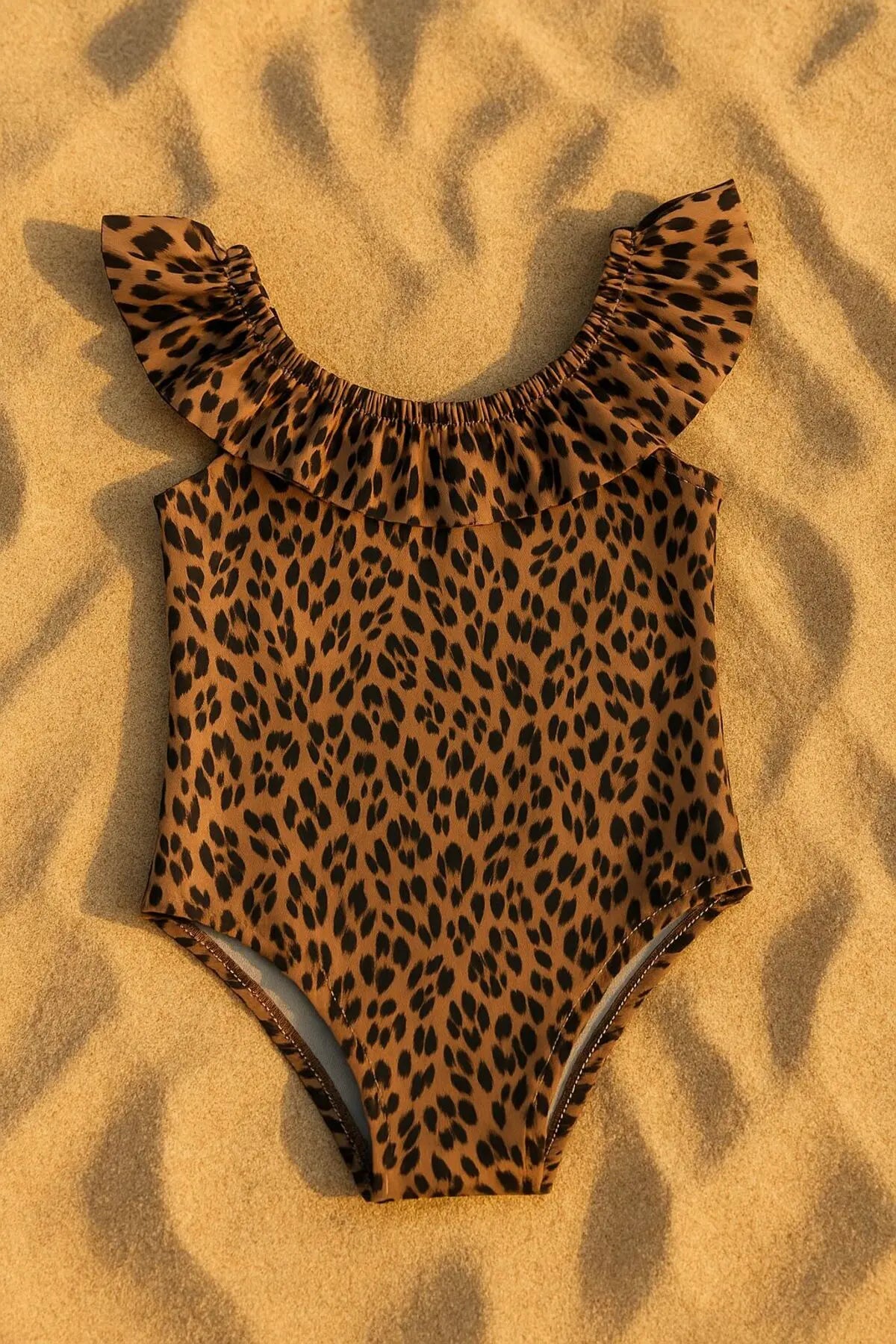 Kız Çocuk Mayo Leopar Desenli Çapraz Fırfırlı Mayo Bone Hediyeli 1-5 Yaş