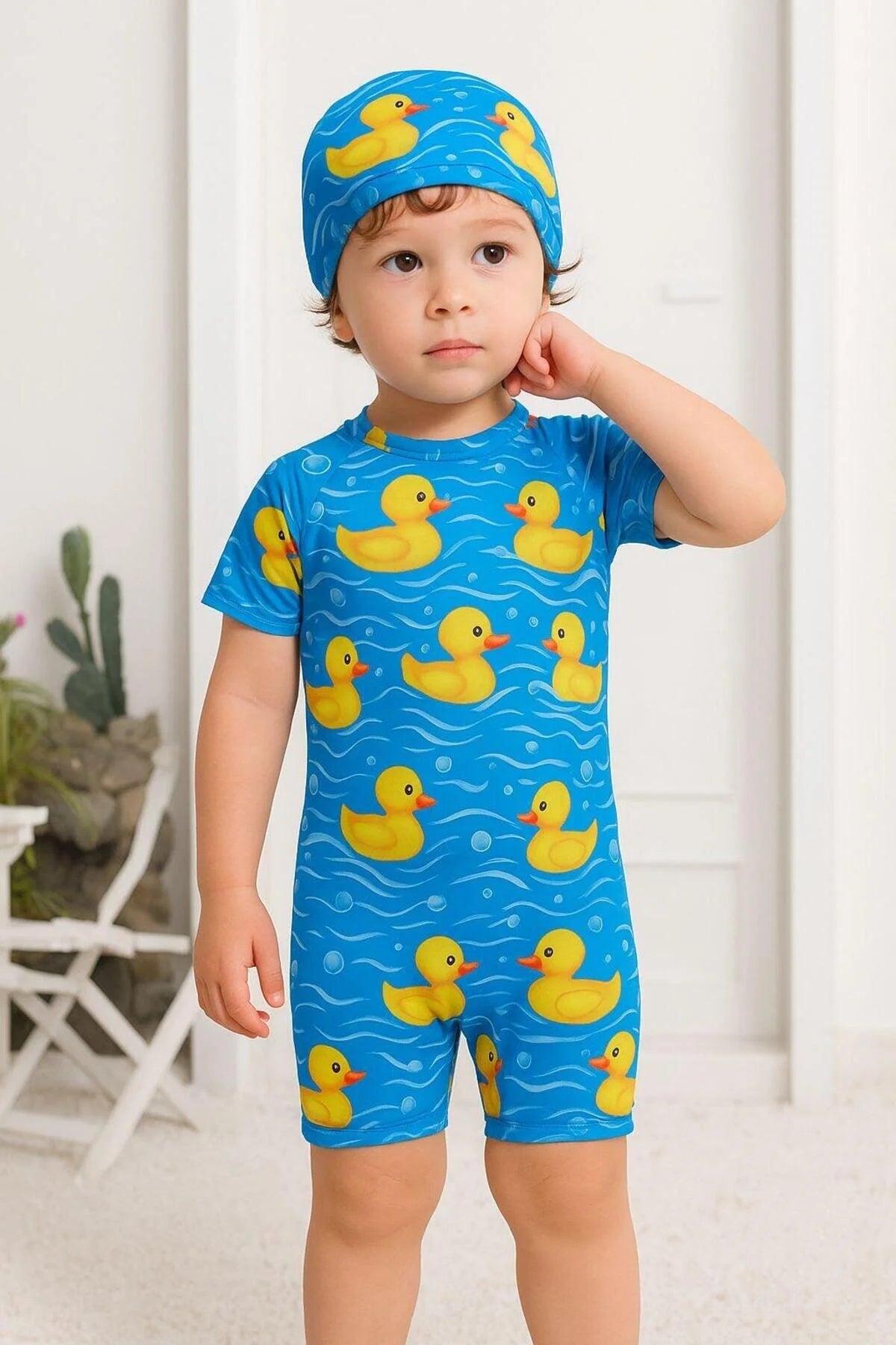 Çocuk Unisex Tulum Mayo Ördek Kostüm Desenli Arkadan Fermuarlı Bone Hediyeli Esnek ve Rahat 1-5 Yaş