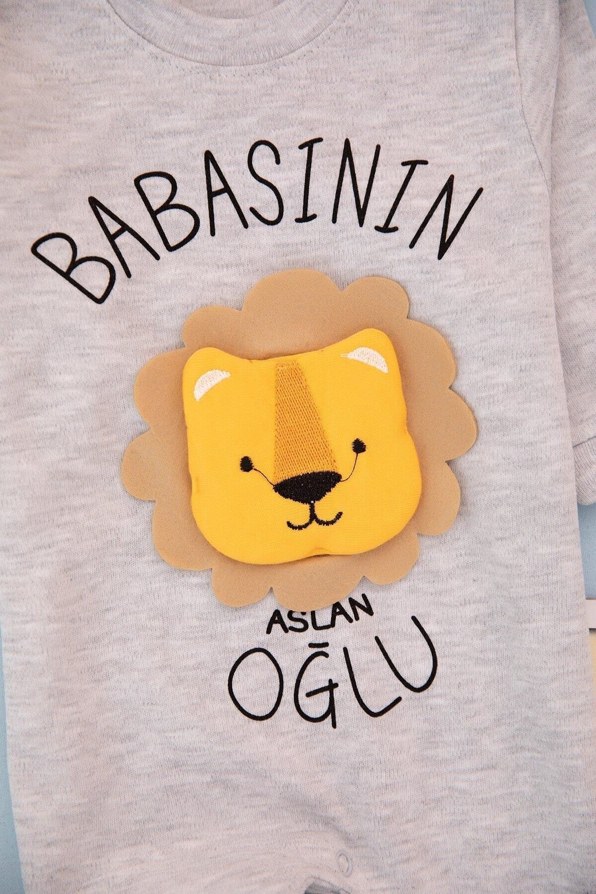 Babasının Aslan Oğlu Baskılı Gri Erkek Bebek Tulum