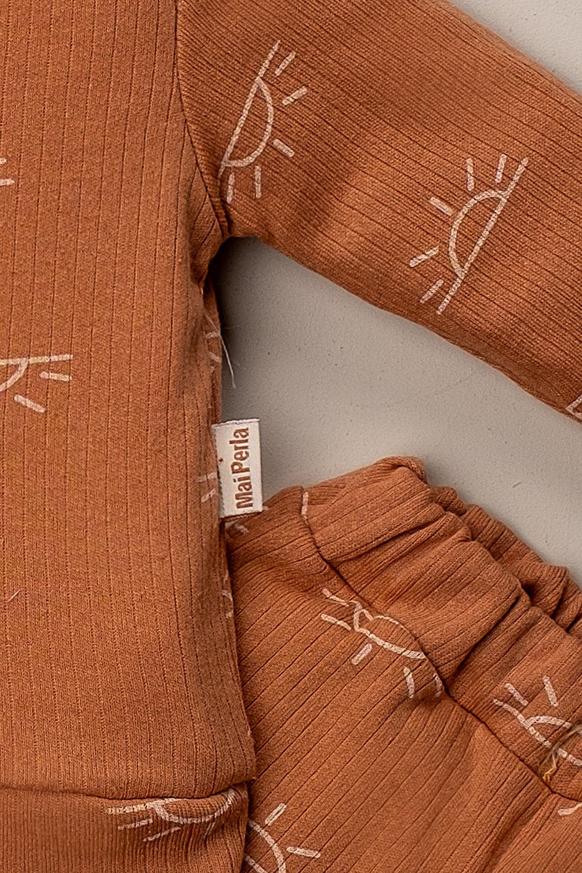 Alt Üst Güneş Desenli 2 li Bebek Takımı