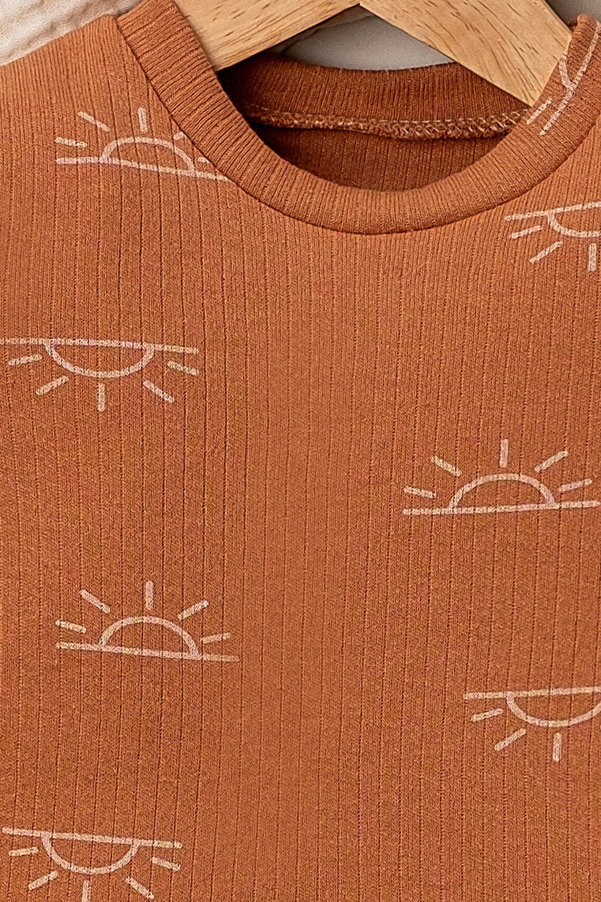 Alt Üst Güneş Desenli 2 li Bebek Takımı