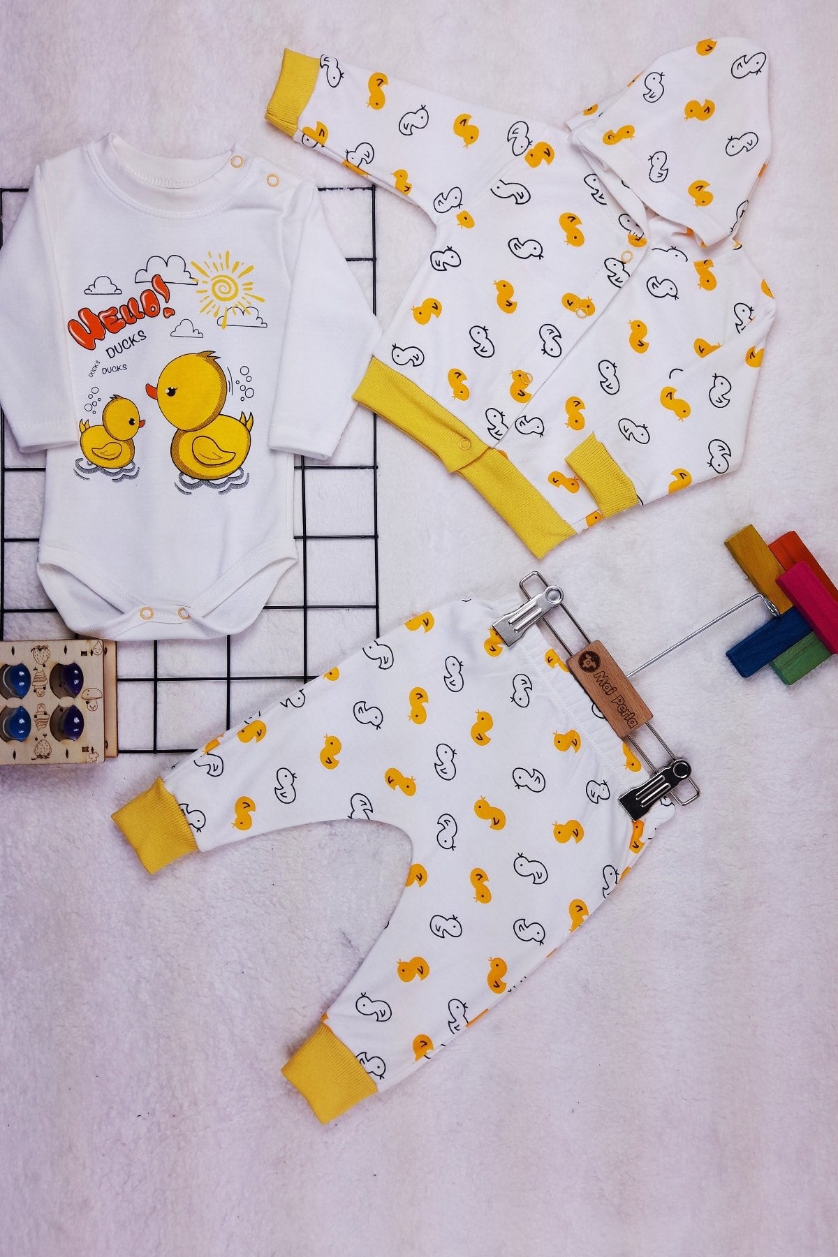 Uğur Böceği Desenli 3'lü Unisex Bebek Takım