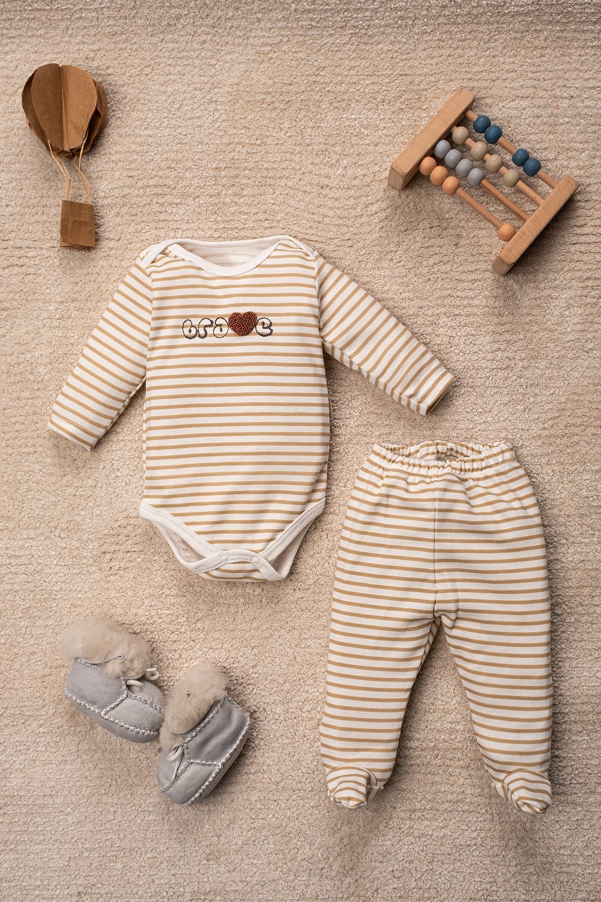 Organik Pamuklu Zıbın Body ve Patikli Alt 6 Parça 3’lü Set Bebek Takımı 0-9 Ay