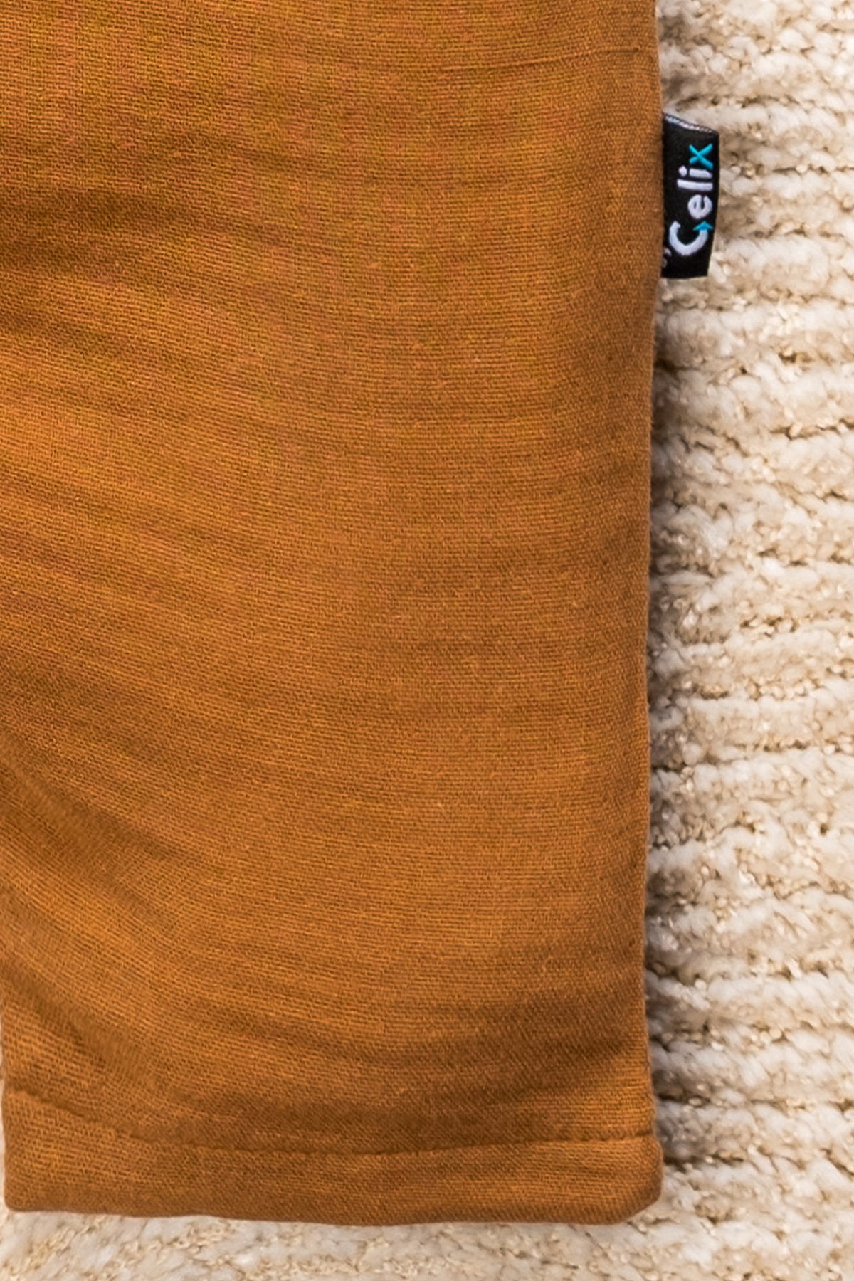 Organik Pamuk Müslin Kumaş Tahta Düğmeli Cepli Tulum