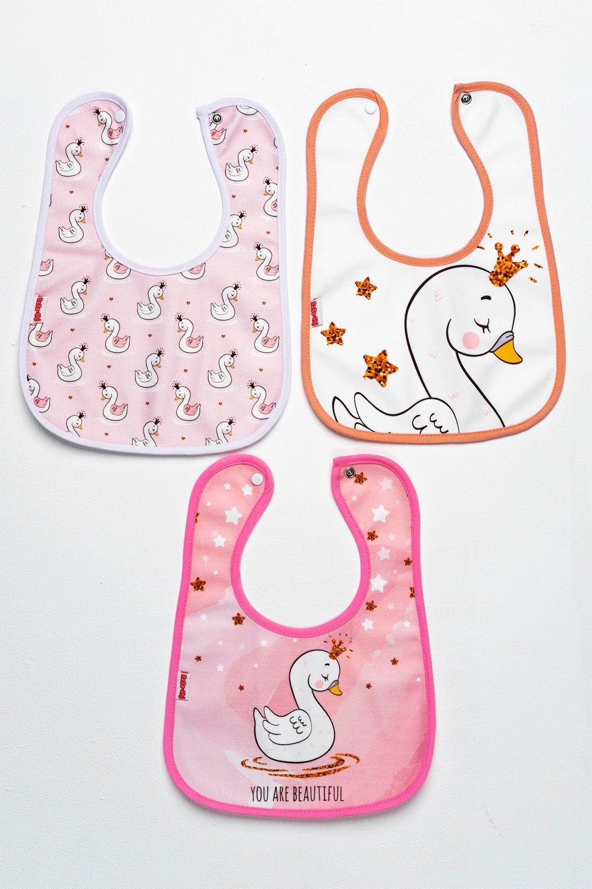 Kuğu Temalı Kare 3 Parça Microfiber Mama Önlüğü Kendi Kutusunda Su Geçirmez Çıtçıtlı