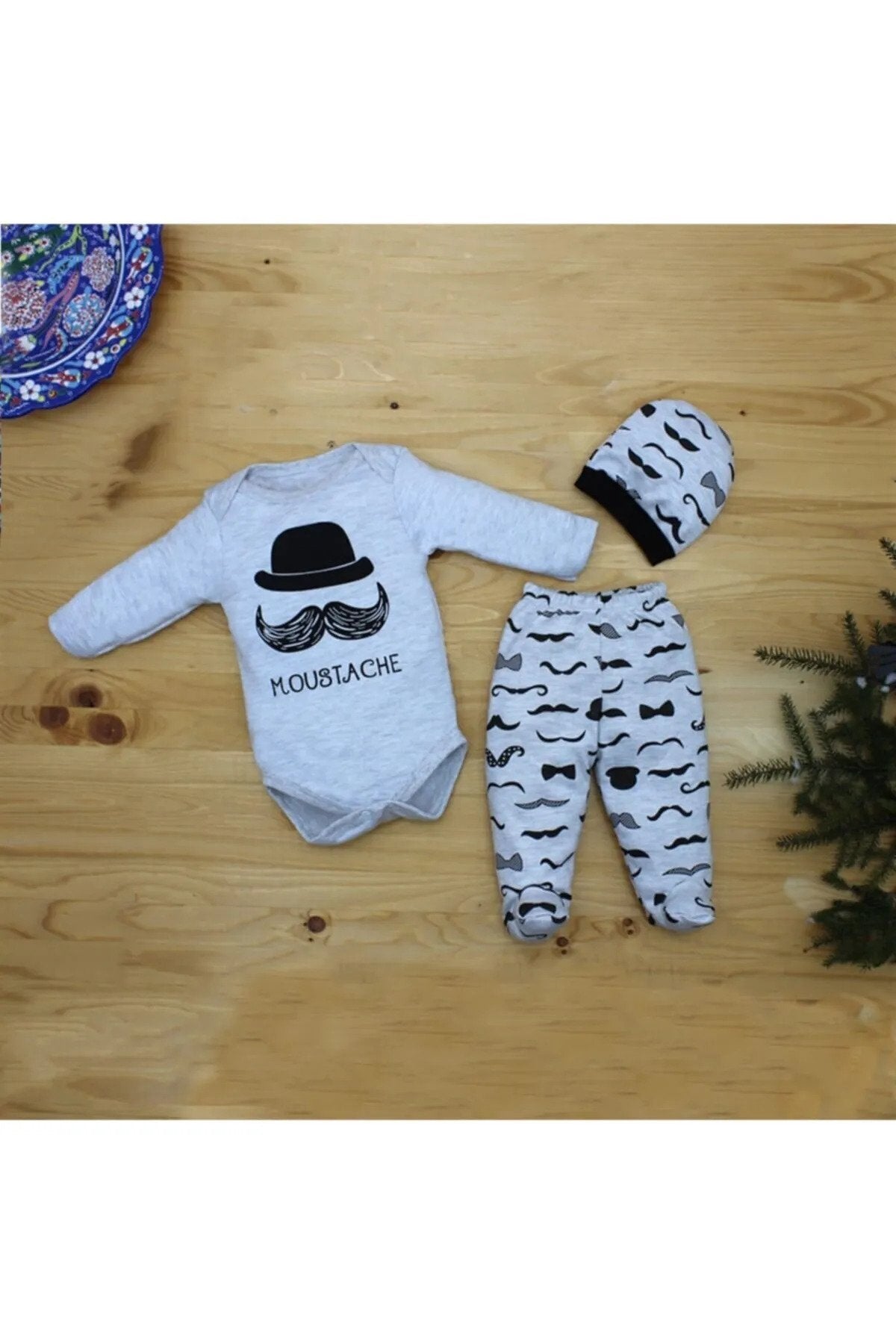 3 Parça Kalpli Fiyonklu Şapkalı Kız Bebek Zıbın Takımı 3'lü