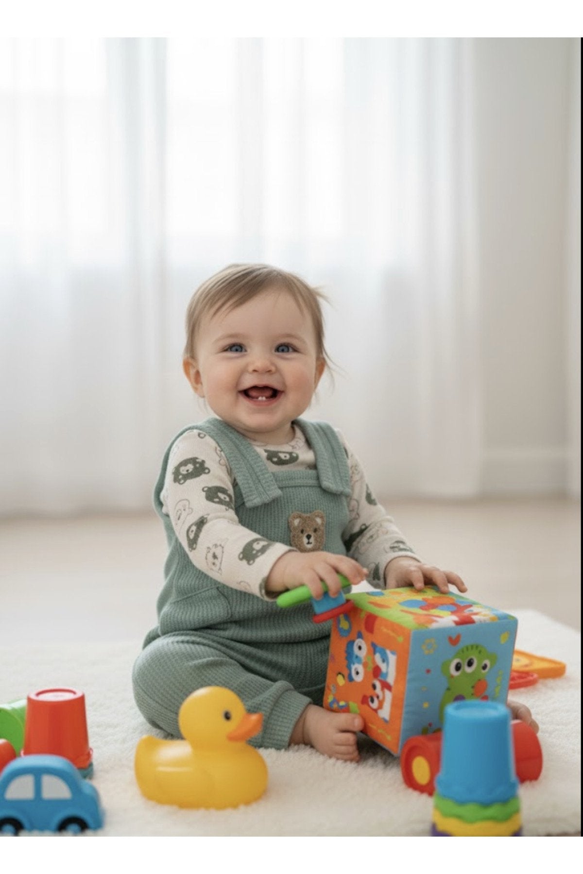 Organik Pamuklu Çıt Çıtlı Bodyli Salopetli Ayıcık Desenli İki Parça Bebek Takımı 0-12 Ay