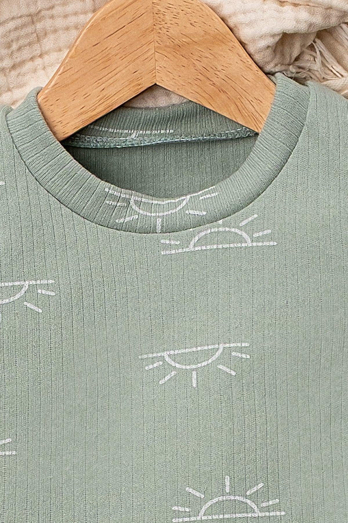 Alt Üst Güneş Desenli 2 li Bebek Takımı