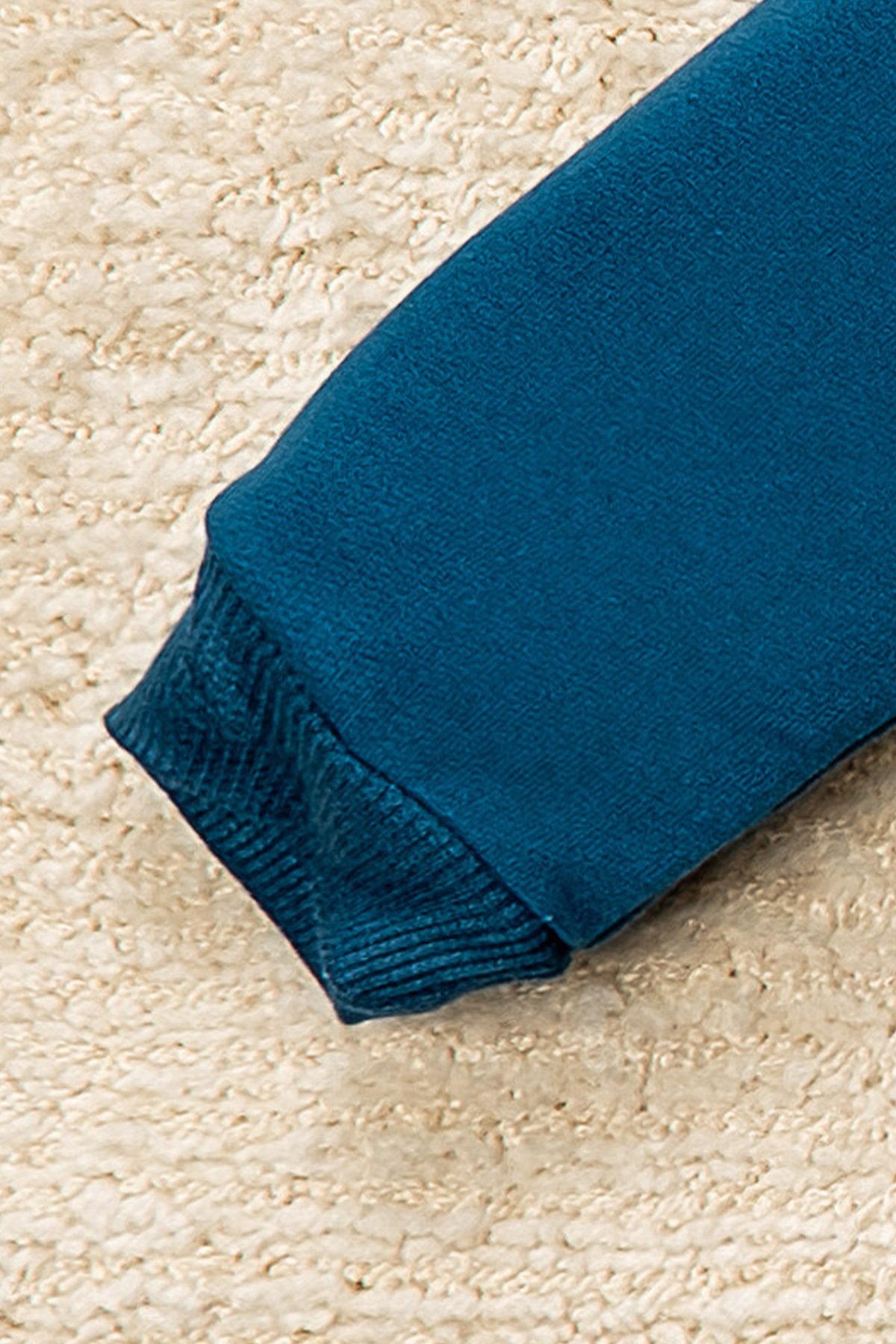 Tavşan Nakışlı  Kulaklı  Tulum