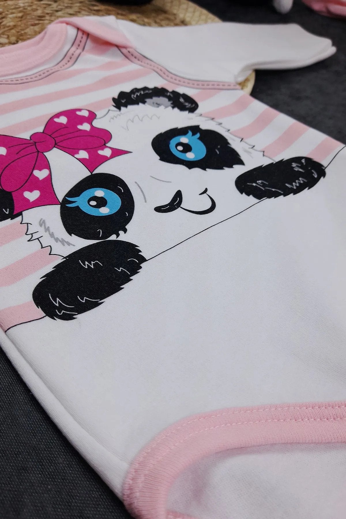 3 Parça Kalpli Fiyonklu Şapkalı Kız Bebek Zıbın Takımı 3'lü