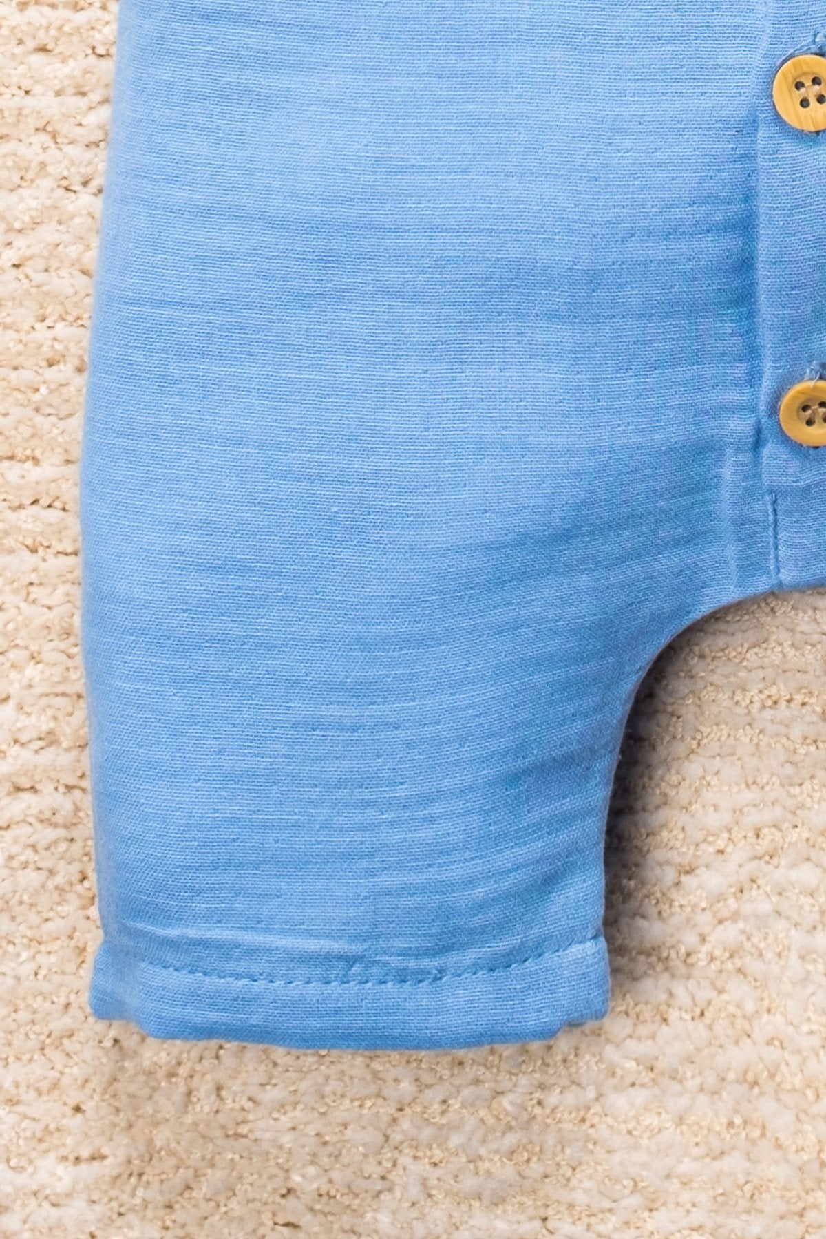 Organik Pamuk Müslin Kumaş Tahta Düğmeli Cepli Tulum