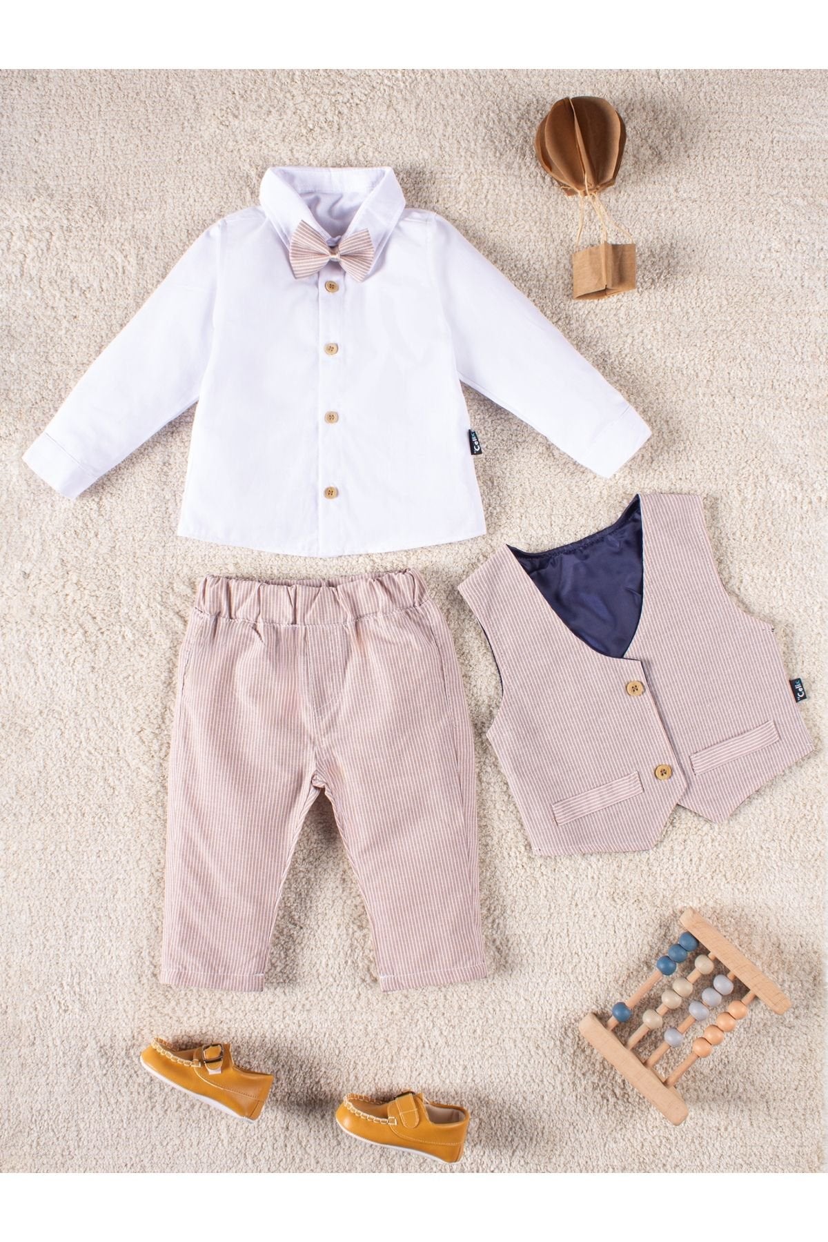 4 Parça Yelekli Gömlekli Erkek Çocuk Takım Elbise Özel Gün Kıyafeti