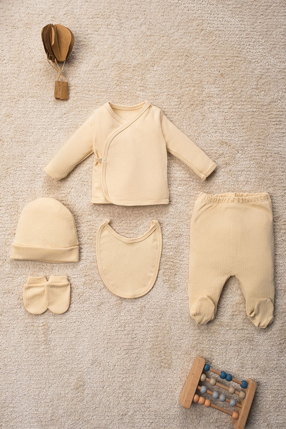 Düz Renk Organik Pamuk Kutulu 5 Parça Hastane Çıkış Seti