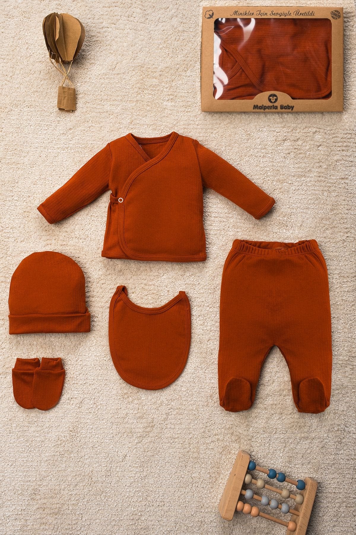 Düz Renk Organik Pamuk Kutulu 5 Parça Hastane Çıkış Seti