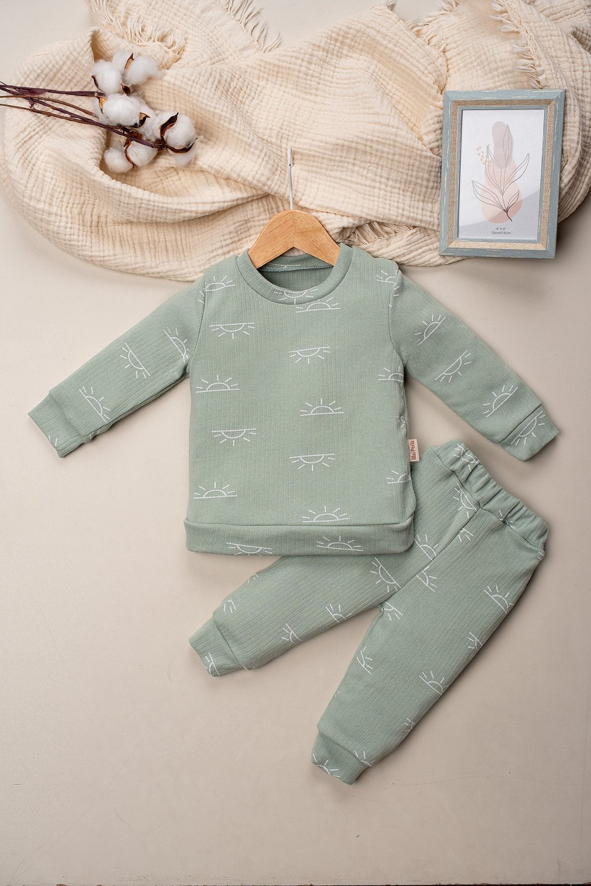 Alt Üst Güneş Desenli 2 li Bebek Takımı